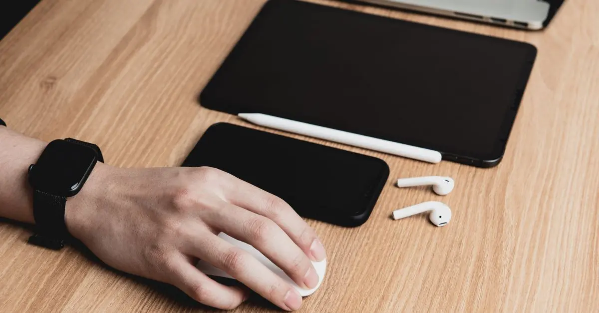 Top 5 Gadget Essenziali per Studenti
