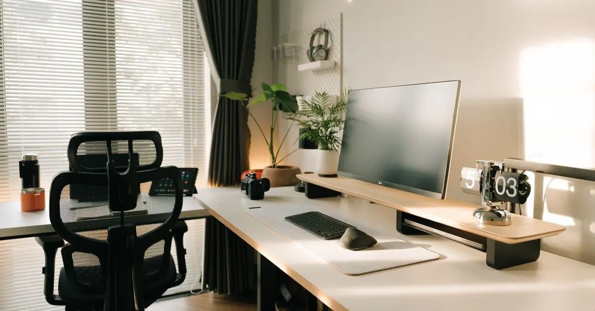 Come Creare la Postazione di Lavoro Perfetta a Casa