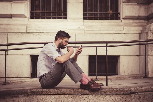 10 Consigli per Scegliere il Giusto Smartphone per Ogni Esigenza